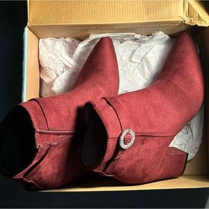 Lifestride Sparkle Pinot Noir Microsuede Booties 7.5W